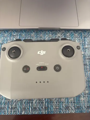 Rádio controle DJI mini 3 novo.