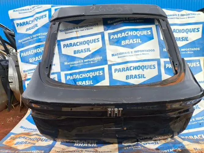 Tampa Fiat festback - usado, preço bom