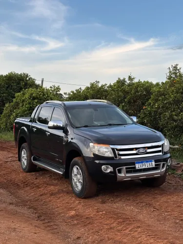 Ford Ranger Limited 3.2 20V 4X4 CD Aut. Dies. 2013