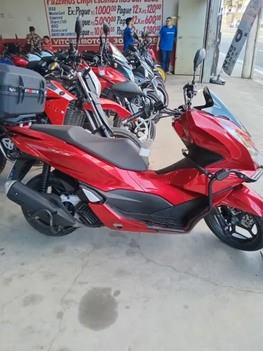 Honda PCX 2025 semi nova Vitórias motors