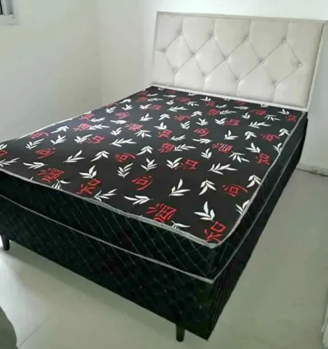 BOX COM COLCHÃO ACOPLADO