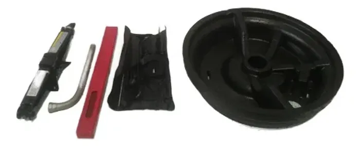 Kit Macaco Chave De Roda E Triângulo Audi A3 2018   8683