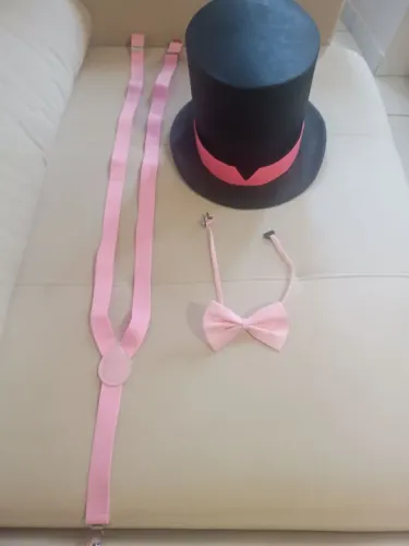 Vendo linda fantasia (acessórios) Mundo Bita adulto masculino