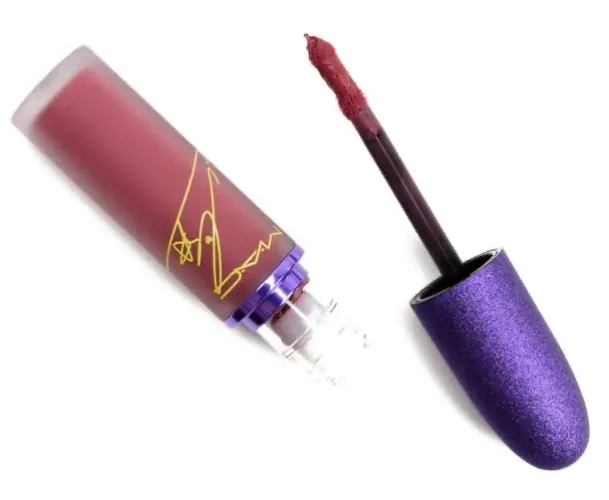 Batom líquido Powder Kiss MAC x Lisa