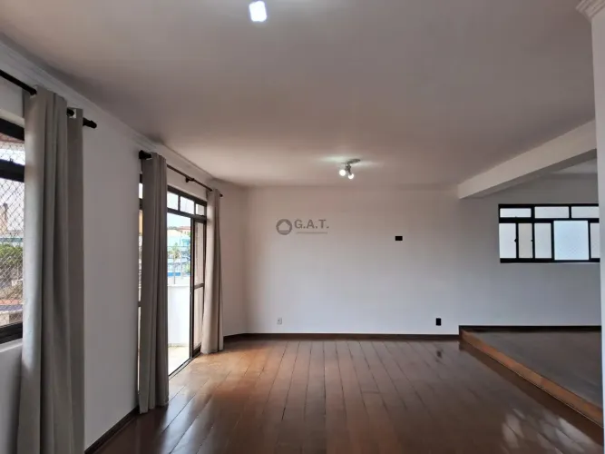 Apartamento para locação no Centro de Sorocaba-SP: 3 quartos, 3 suítes, 4 salas, 2 banheir