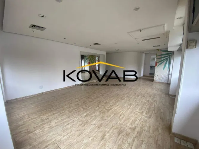 Oportunidade de Locação: Sala Comercial em Moema - 52m² - Excelente Localização!