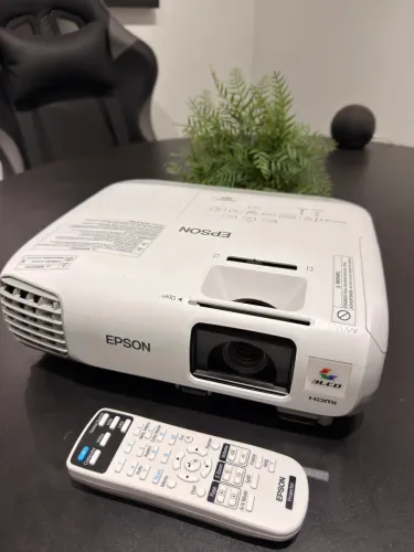 Projetor Epson s27 Power Lite