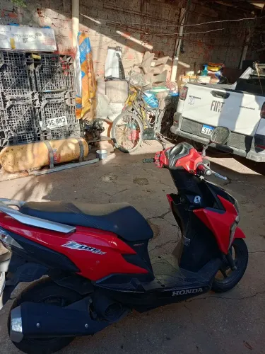 Vendo Moto Elite 125 