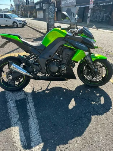 Z1000 zerado em perfeito estado ZAP *