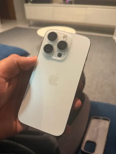 Iphone 15 pro 128gb chip fisico