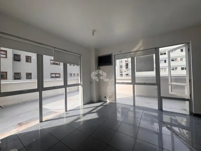 Vende-se uma sala comercial bairro centro em Bento Gonçalves RS