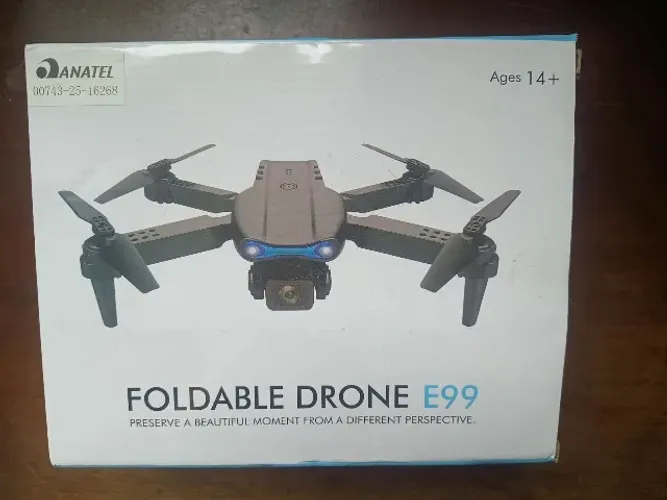 Drone DLI E99 com Câmera + 2 Baterias + Case + Controle