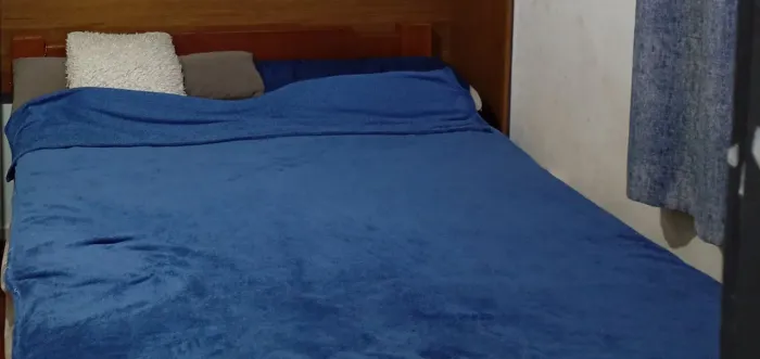 Cama de casal madeira maciça tamanho padrão (desmontável)
