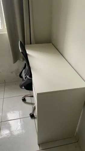 VENDO MESA E CADEIRA