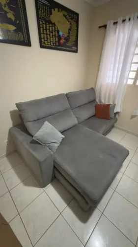 Sofá Retrátil e Reclinável Impermeável 4 Lugares | Excelente Estado
