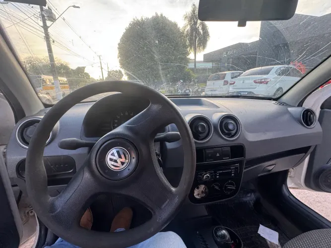 Volkswagen Gol Geração VI City 1.0 8V MI Total Flex 2P 2014