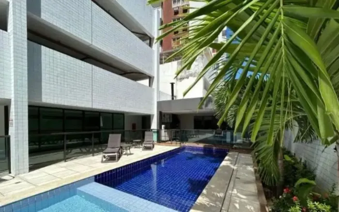 Flat em Boa Viagem mobiliado com 30 metros , lazer