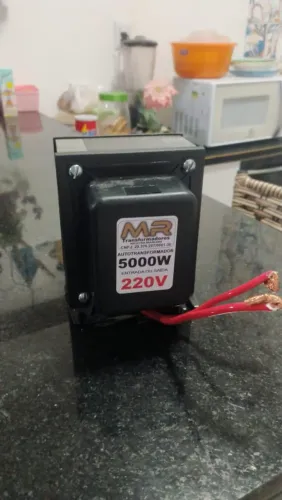 Vende se um transformador novo de 5000  w 127 v