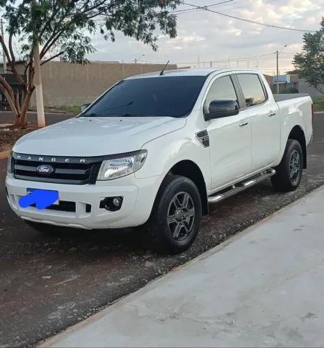 Ford Ranger XLT 2.5 16V 4X2 CD Flex 2014