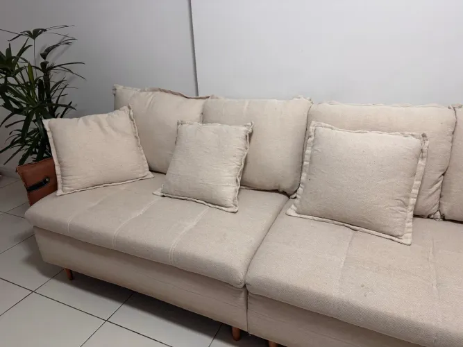 Sofá 2,60m Bege em Linho + Courino Caramelo