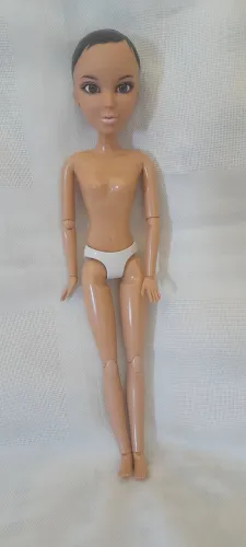 Boneca Articulada spin Master 2009