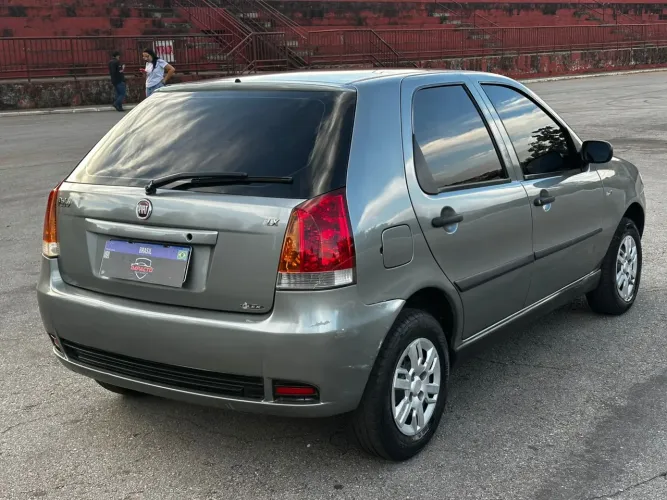 Fiat Palio ELX 1.0 Fire/30 Anos F. Flex 8V 4P 2005