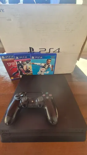 PlayStation 4 slim  1 TB + Controle original 