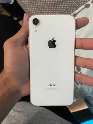 iPhone XR 128gb todo original