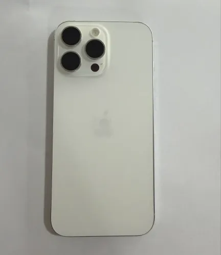 IPHONE 16 PRO MAX BRANCO - ESTILO PREMIUM