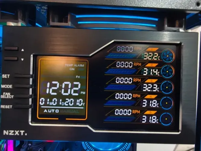 Controlador de Ventoinhas NZXT Sentry LX