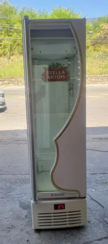 freezer cervejeiro slim Stella Artois 127V super conservado 