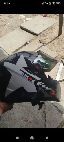 Capacete FW3 semi novo