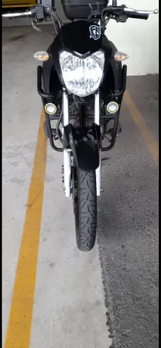 Factor 150cc preta super conservada