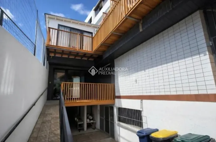Auxiliadora Predial aluga Studio mobiliado no bairro Carvoeira - Florianopolis