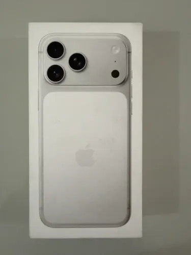 Iphone 17 pro max, Lacrado