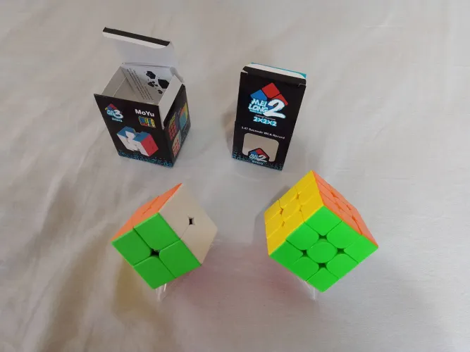 KIT CUBOS MÁGICOS PROFISSIONAIS 2X2 3X3 COMPLETO SUPORTE MANUAL EM PORTUGUÊS BELO HORIZONT