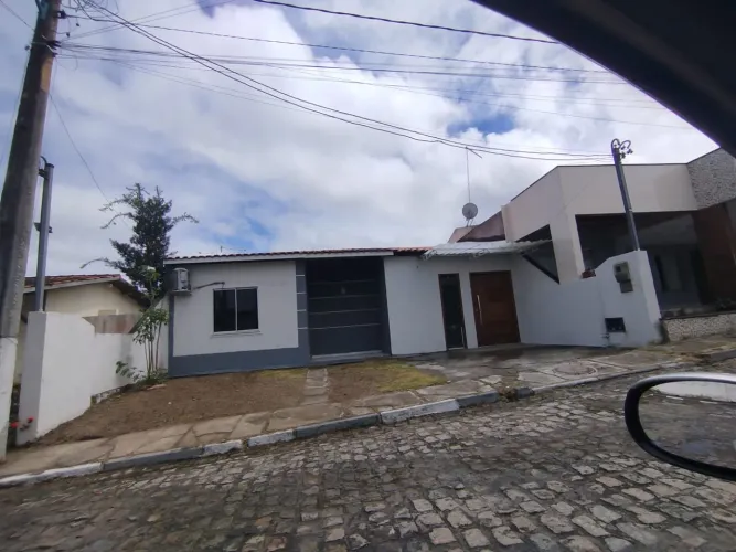 Vendo casa com reforma de 3/4 no vila Olímpia 