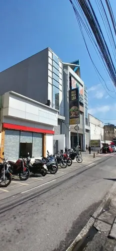 Loja ampla aluguel com 250 metros quadrados em Centro - Belford Roxo - RJ