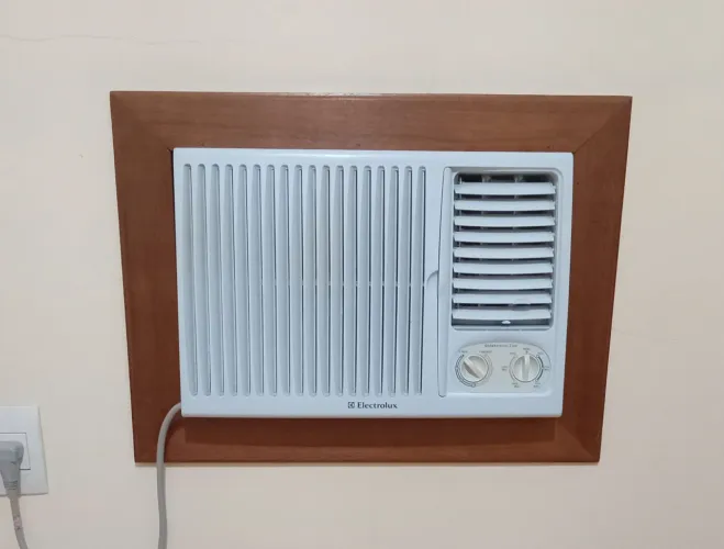 Ar Condicionado de janela Eletrolux 220v quente frio