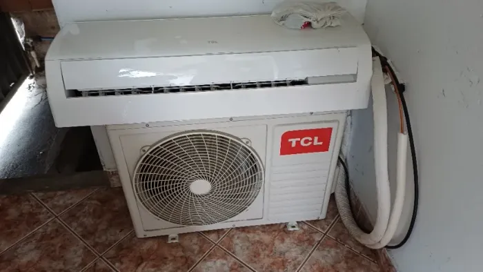 Ar condicionado convencional TCL 24.000 Btus