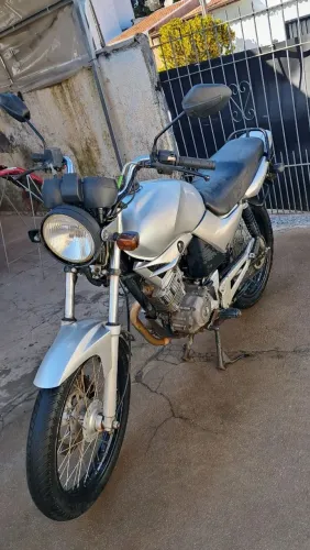 Vendo ybr 2002