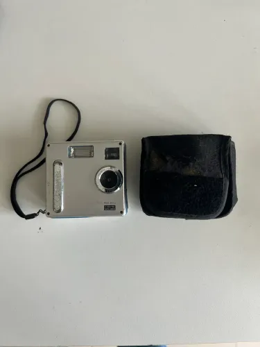 Camera fotográfica polaroid