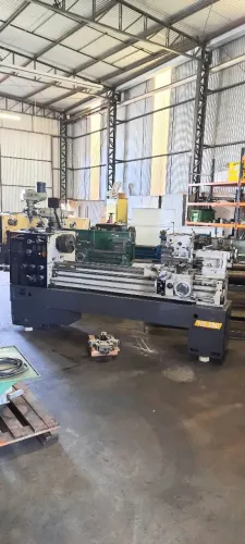 Torno Mecânico Universal