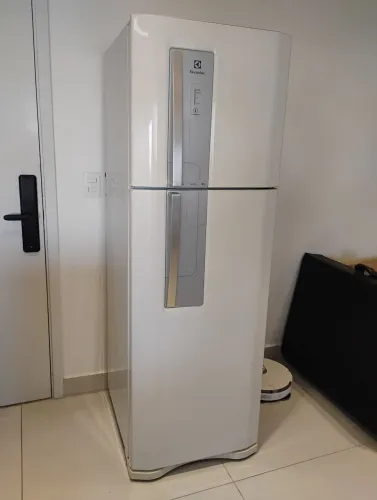 Geladeira Electrolux Frost Free 382L Branca - Funcionando Perfeitamente
