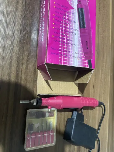 Lixadeira elétrica para unhas