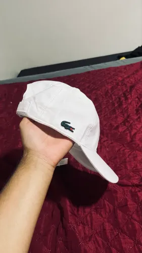 Boné Lacoste branco