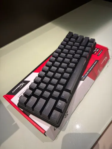 Teclado hyperX alloy origins 60
