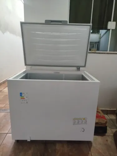 Freezer Eletrolux 314 litros, Seminovo