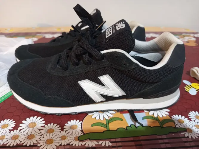 Vende se tênis original New balance ?