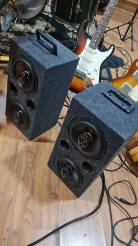 Caixa Selada Par Alto Falante JBL 320W RMS Multisystem 6Trms80 Triaxial 6 Pol